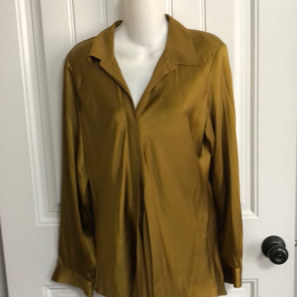 Eileen Fisher Tops - Gorgeous Eileen Fisher Silk blouse small NWOT